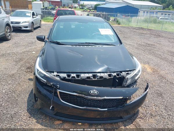 2017 KIA FORTE LX