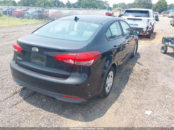 2017 KIA FORTE LX