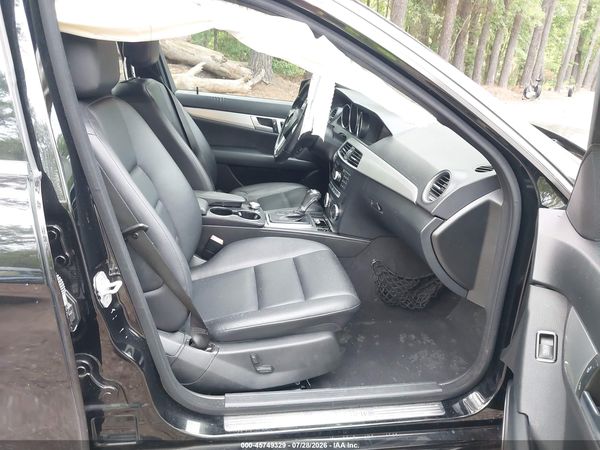 2013 MERCEDES-BENZ C 300 SPORT 4MATIC