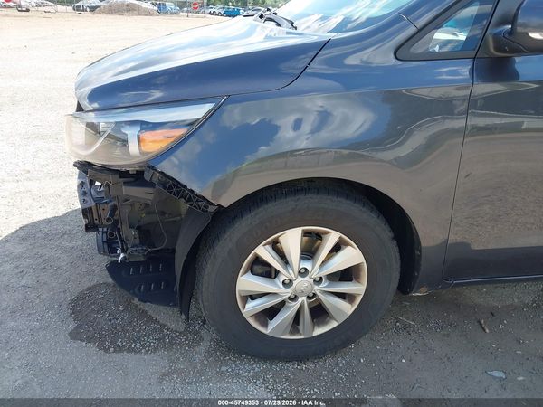 2016 KIA SEDONA LX