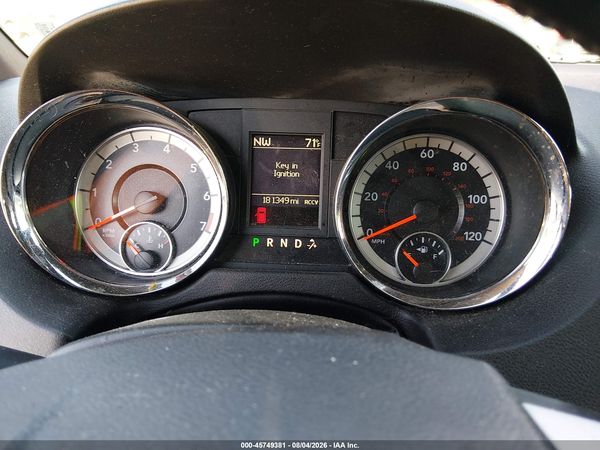 2017 DODGE GRAND CARAVAN GT — I7