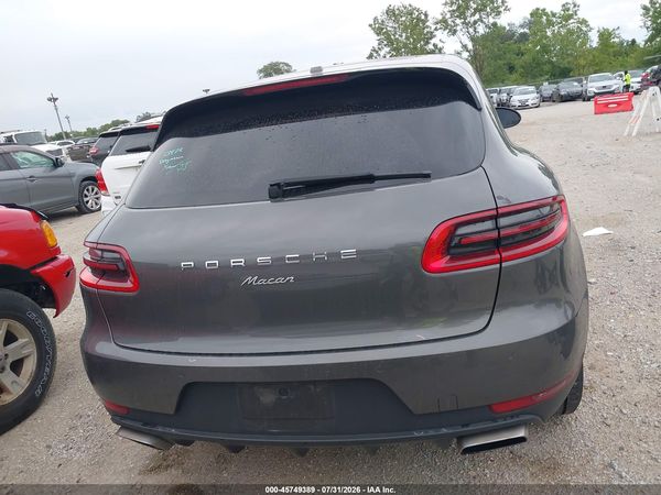 2018 PORSCHE MACAN