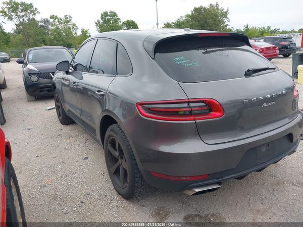 2018 PORSCHE MACAN