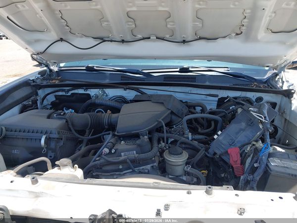 2019 TOYOTA TACOMA SR