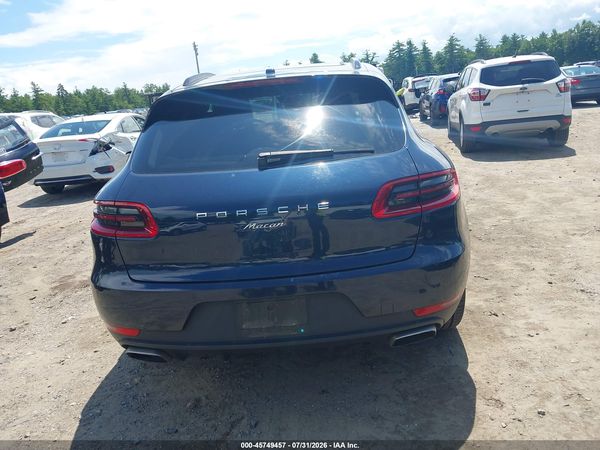 2017 PORSCHE MACAN