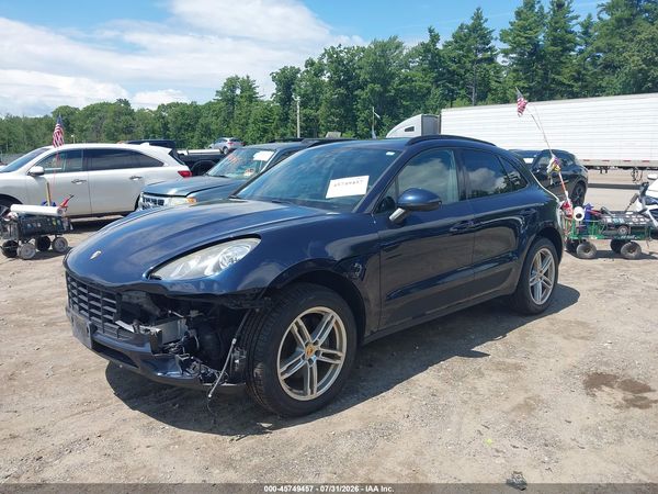 2017 PORSCHE MACAN