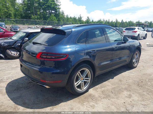 2017 PORSCHE MACAN