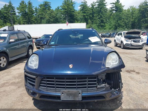 2017 PORSCHE MACAN