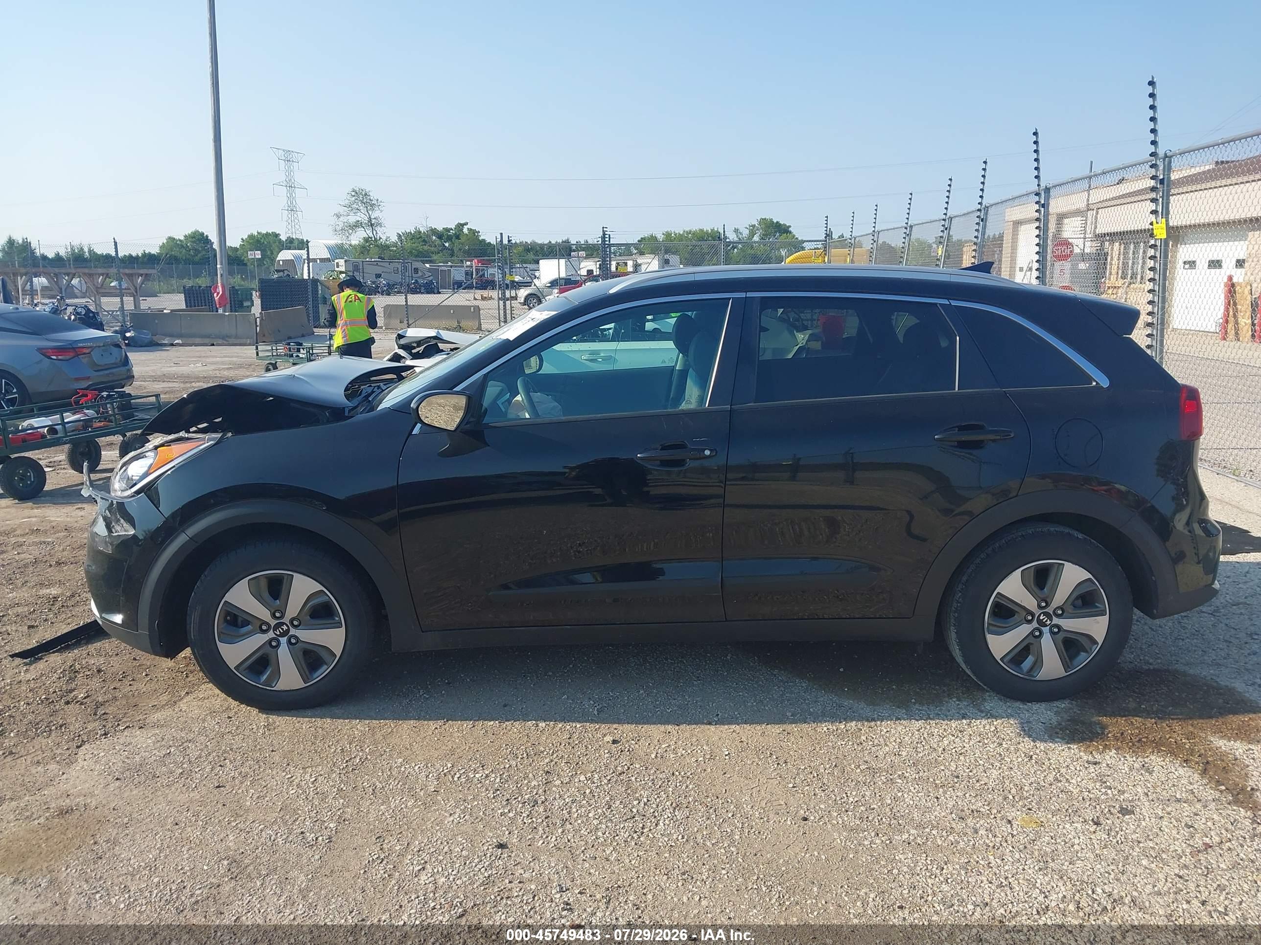 2018 KIA NIRO LX