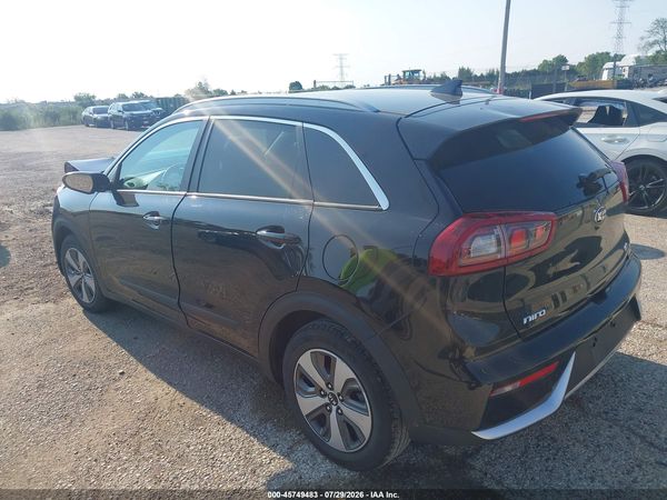 2018 KIA NIRO LX