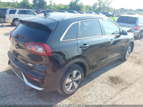 2018 KIA NIRO LX