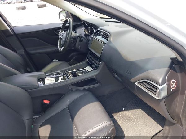 2019 JAGUAR F-PACE 25T PREMIUM