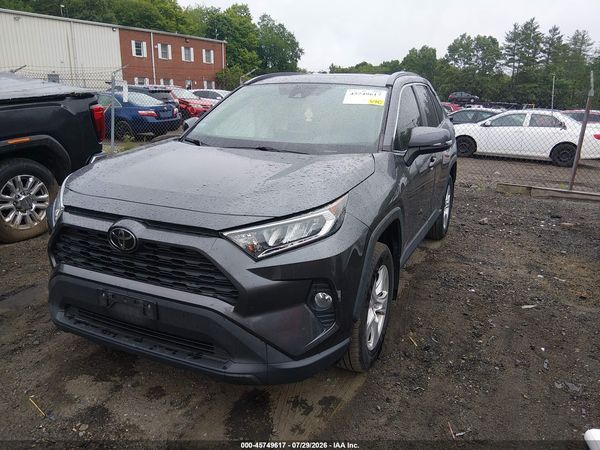2019 TOYOTA RAV4 XLE