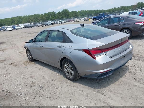 2022 HYUNDAI ELANTRA SE