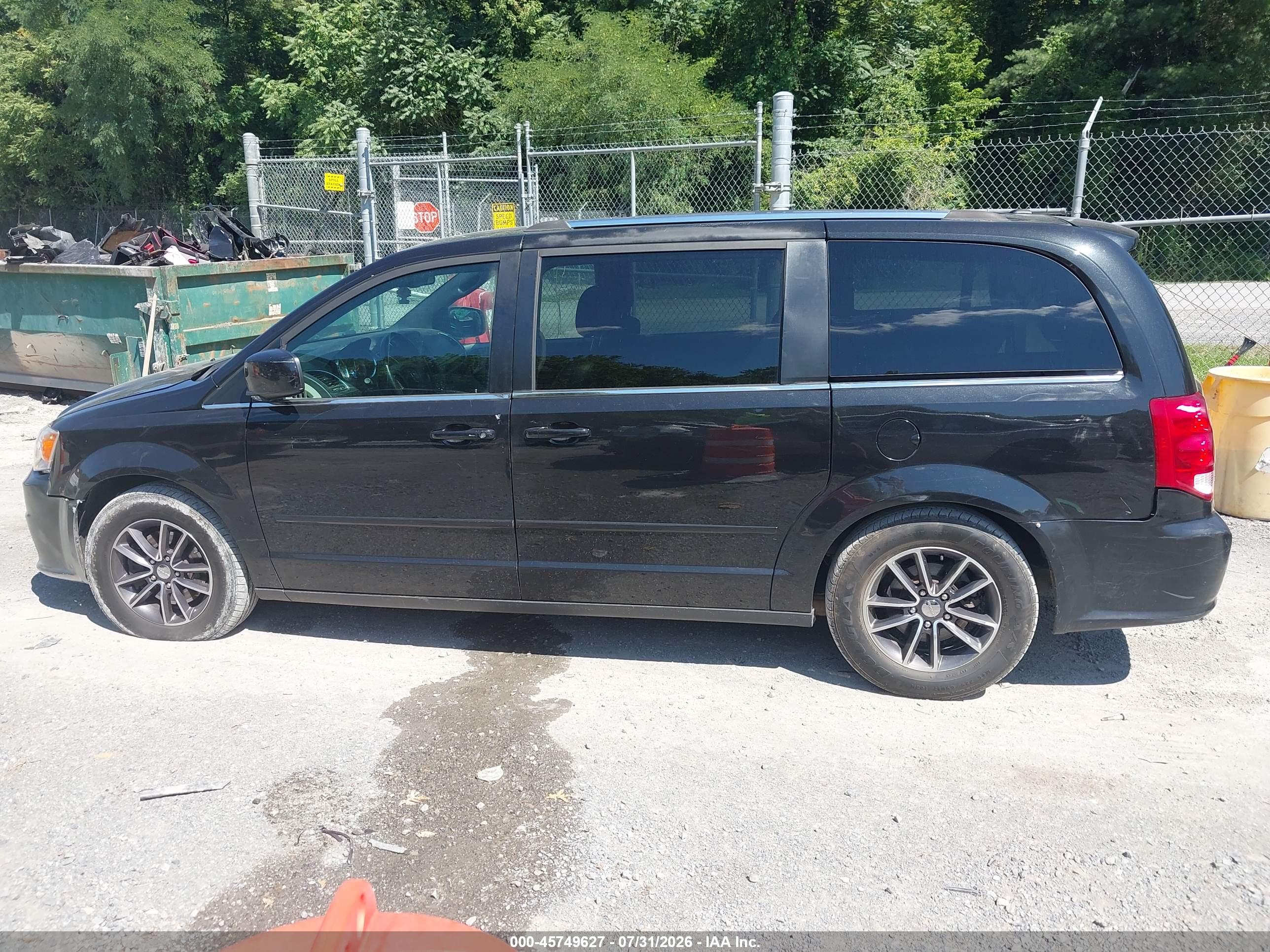 2017 DODGE GRAND CARAVAN SXT