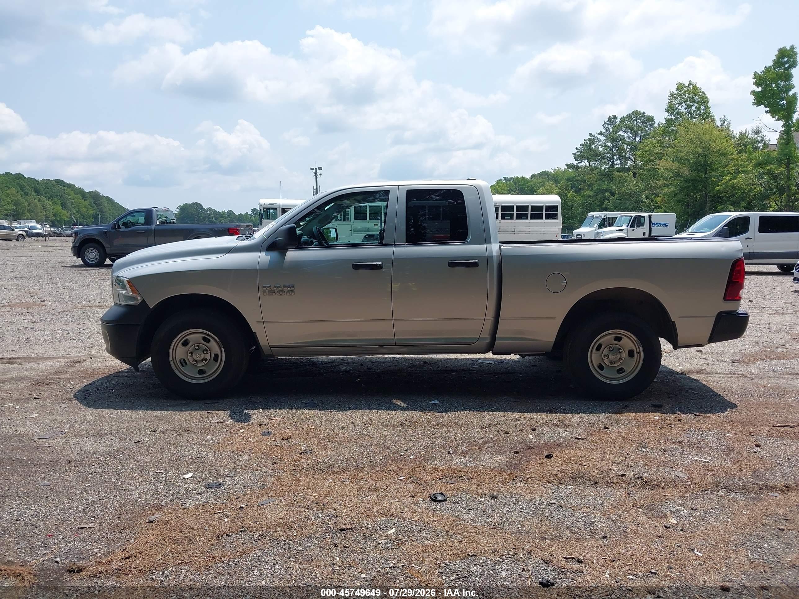 2016 RAM 1500 ST