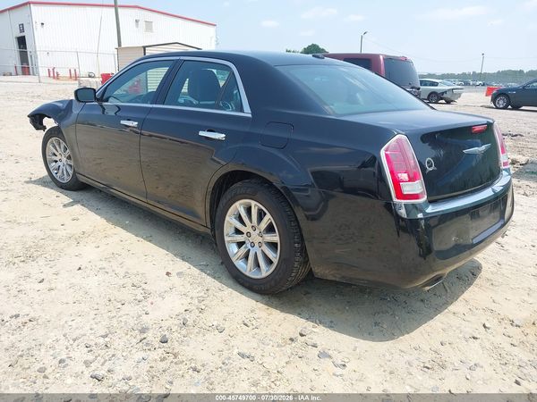 2012 CHRYSLER 300 LIMITED