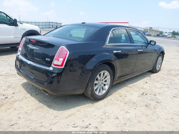 2012 CHRYSLER 300 LIMITED