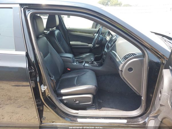 2012 CHRYSLER 300 LIMITED