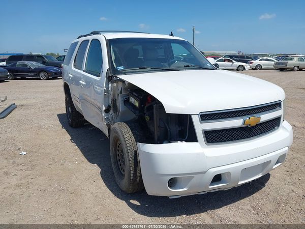 2014 CHEVROLET TAHOE LT — I1