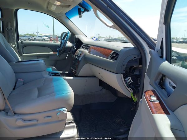 2014 CHEVROLET TAHOE LT — I5