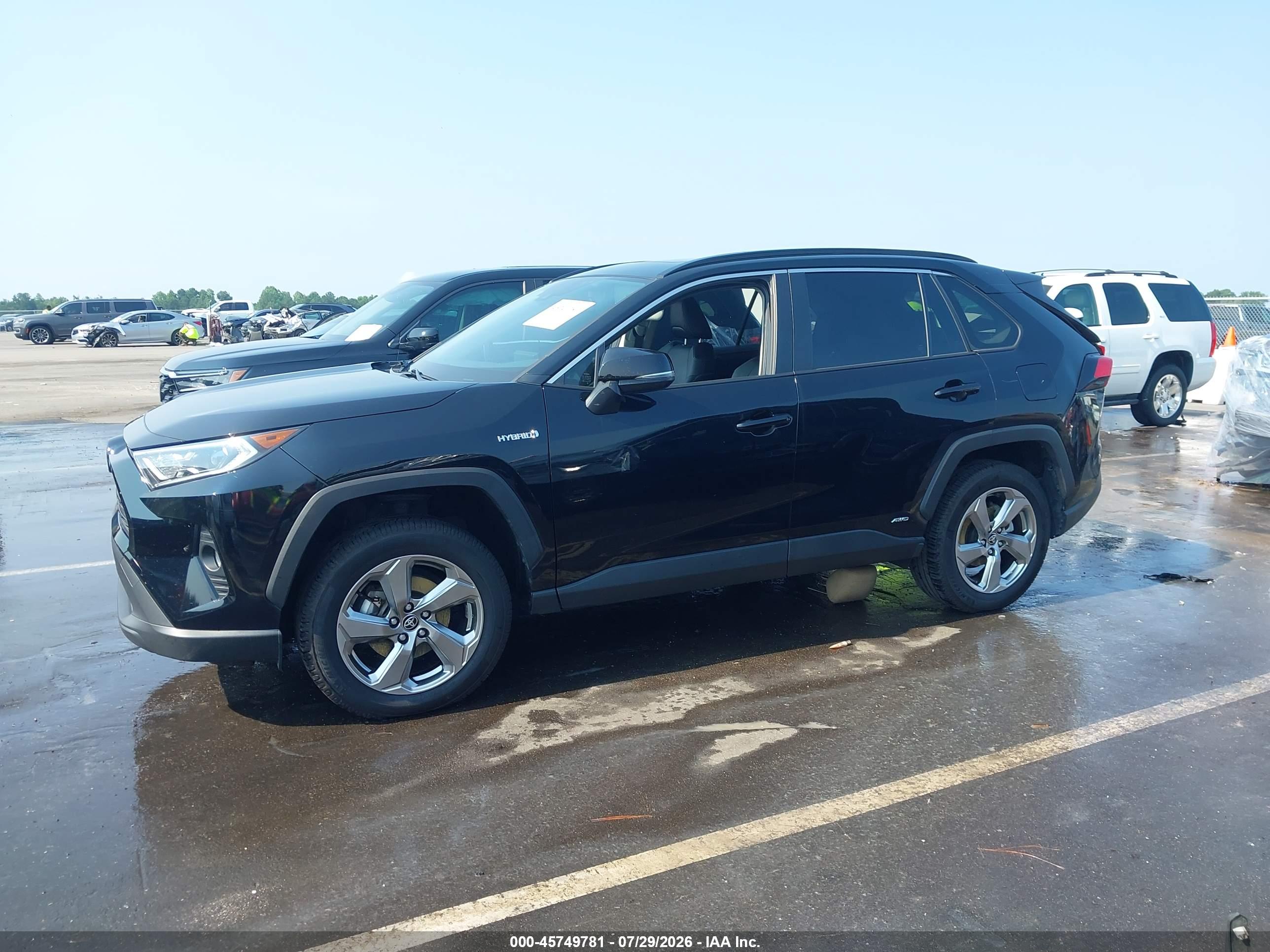 2021 TOYOTA RAV4 HYBRID XLE PREMIUM