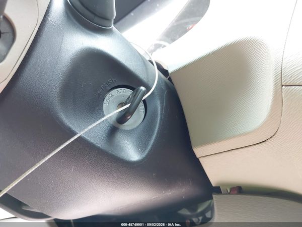 2014 TOYOTA SIENNA L V6 7 PASSENGER