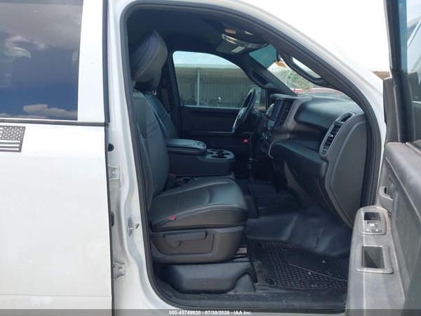 2022 RAM 2500 TRADESMAN  4X4 8' BOX