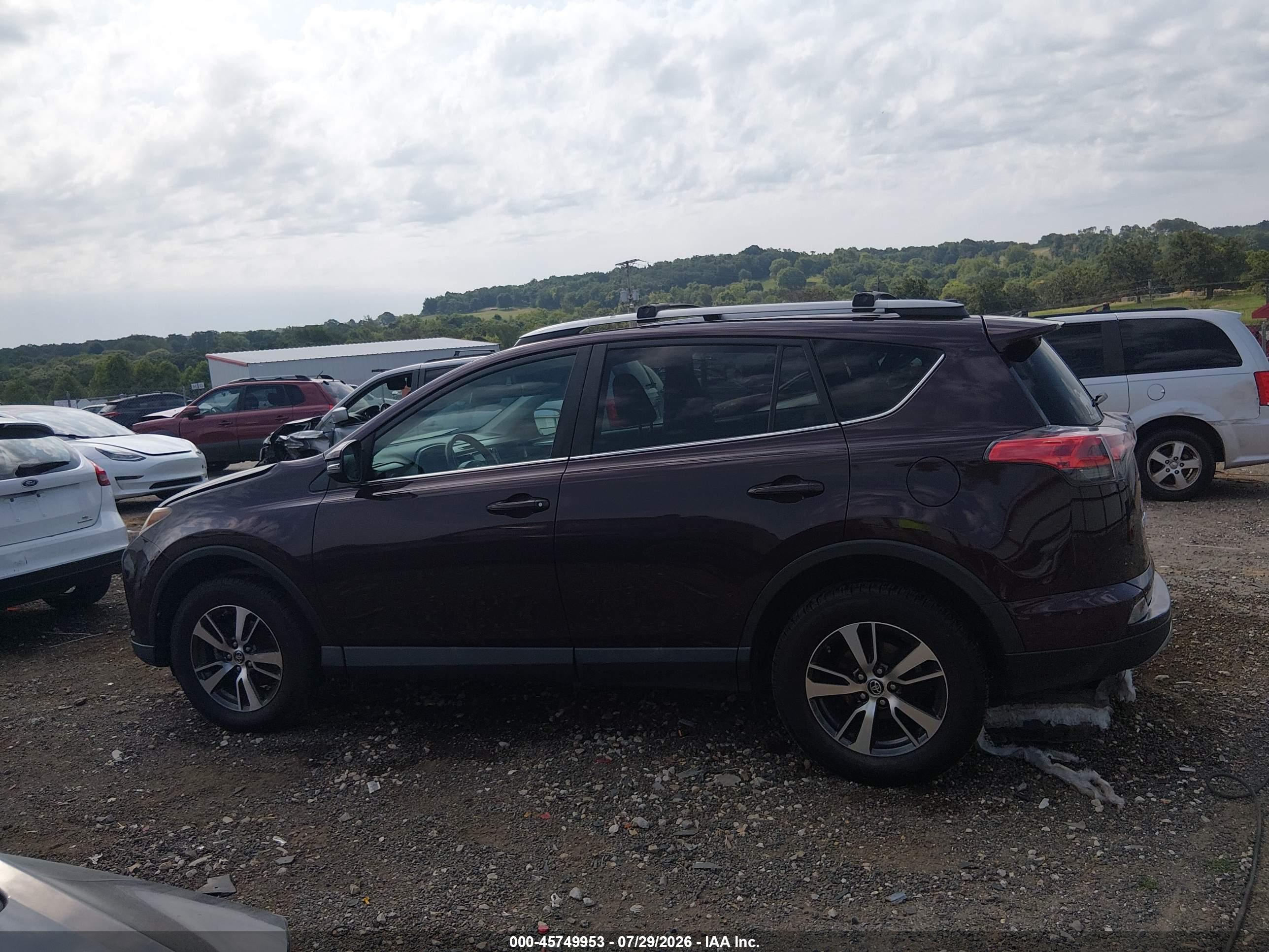 2017 TOYOTA RAV4 XLE