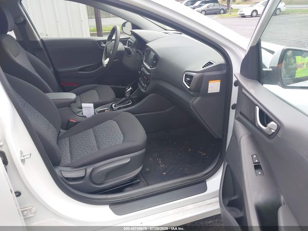 2018 HYUNDAI IONIQ HYBRID BLUE