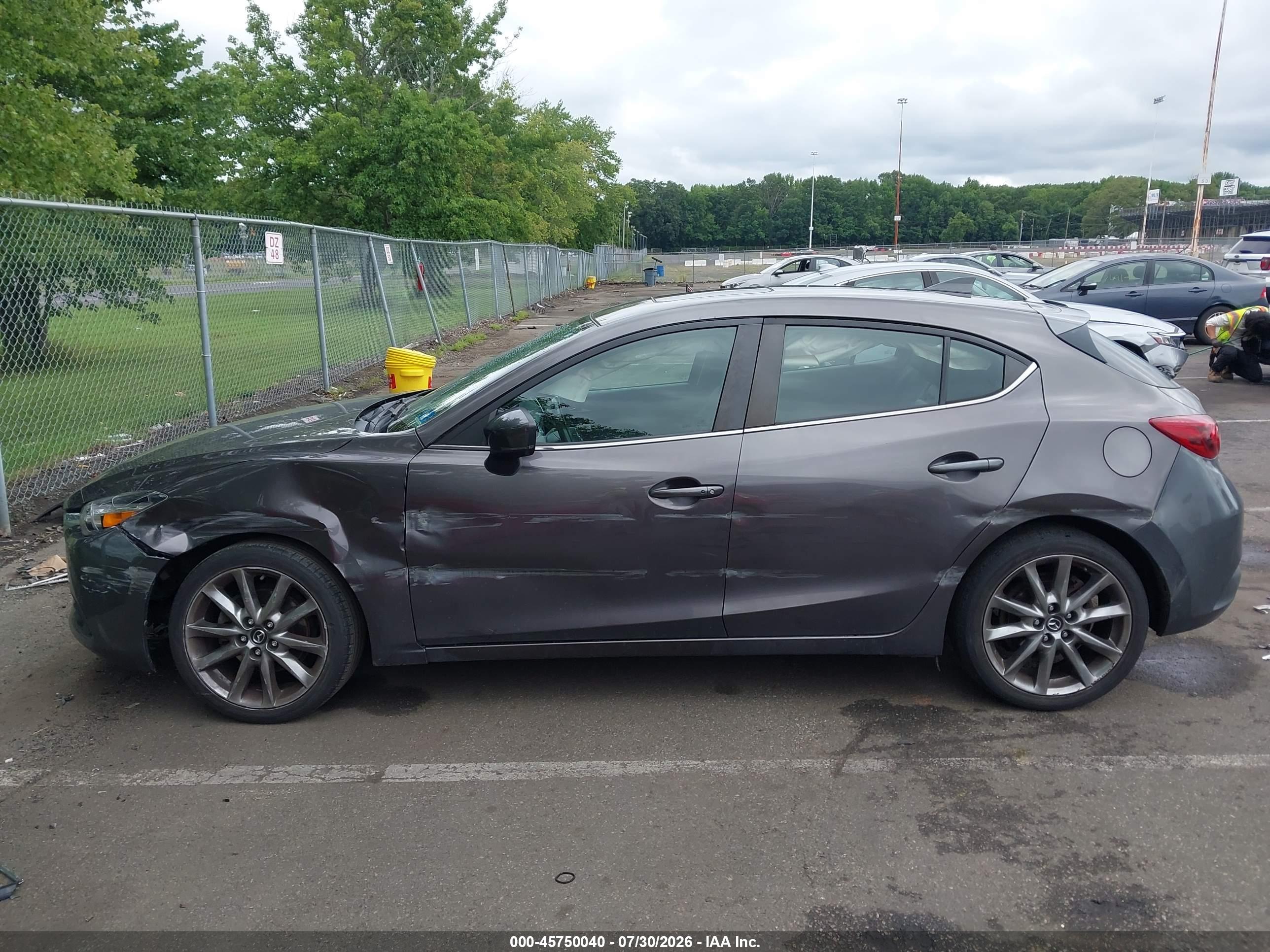 2018 MAZDA MAZDA3 GRAND TOURING