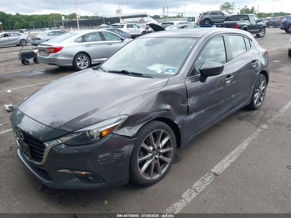 2018 MAZDA MAZDA3 GRAND TOURING