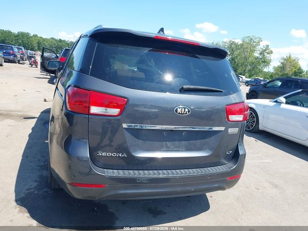 2016 KIA SEDONA LX