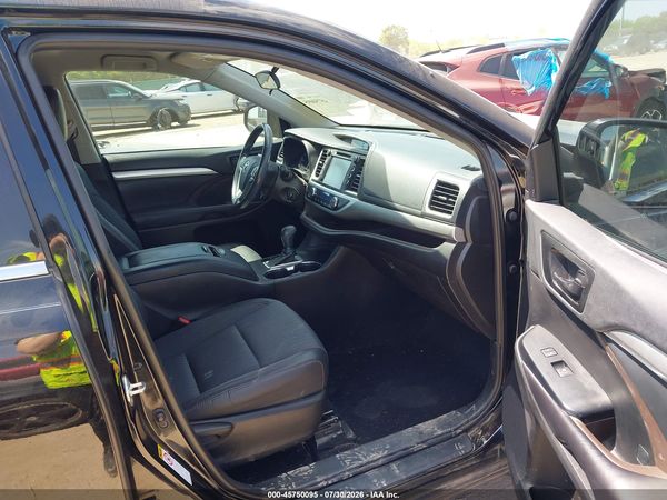2019 TOYOTA HIGHLANDER LE PLUS