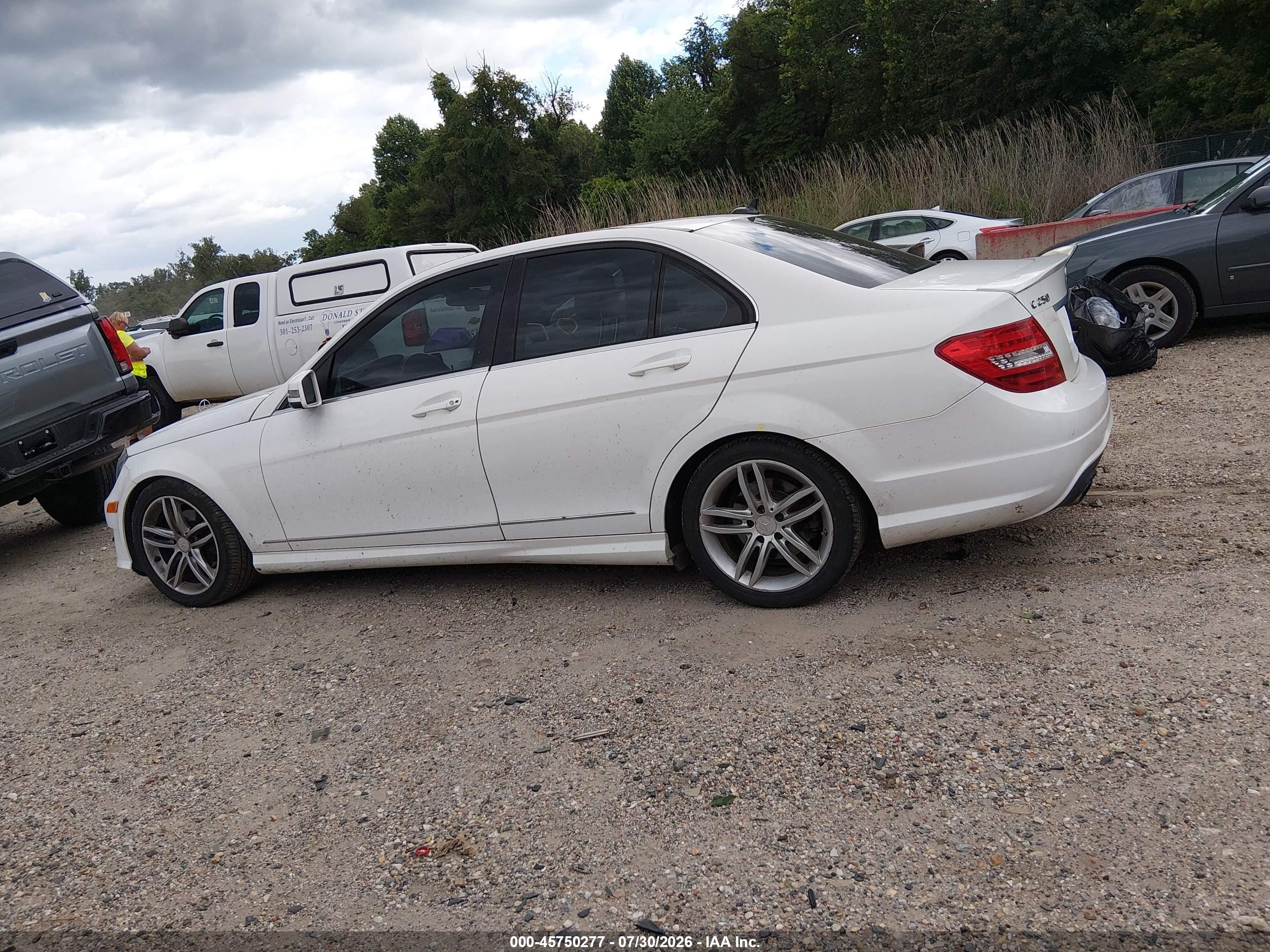 2013 MERCEDES-BENZ C 250 SPORT