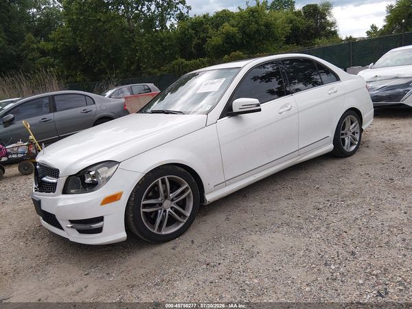 2013 MERCEDES-BENZ C 250 SPORT