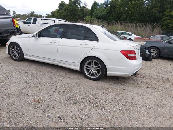 2013 MERCEDES-BENZ C 250 SPORT