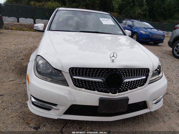 2013 MERCEDES-BENZ C 250 SPORT