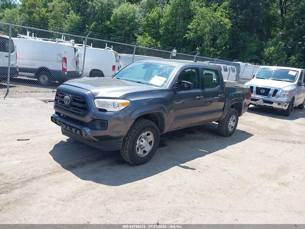 2018 TOYOTA TACOMA SR