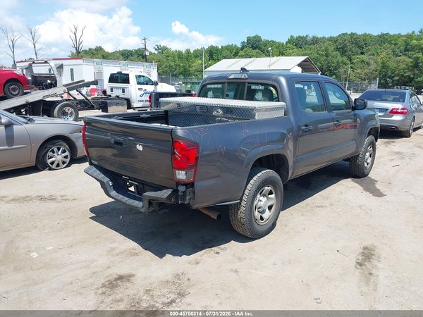 2018 TOYOTA TACOMA SR