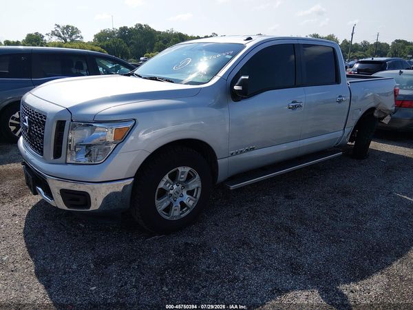 2019 NISSAN TITAN SV