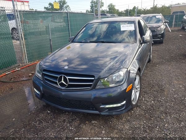 2014 MERCEDES-BENZ C 250 SPORT