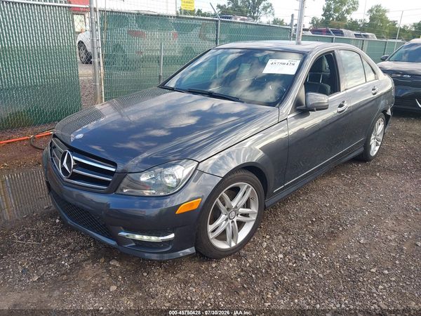 2014 MERCEDES-BENZ C 250 SPORT