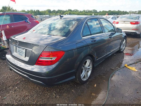 2014 MERCEDES-BENZ C 250 SPORT