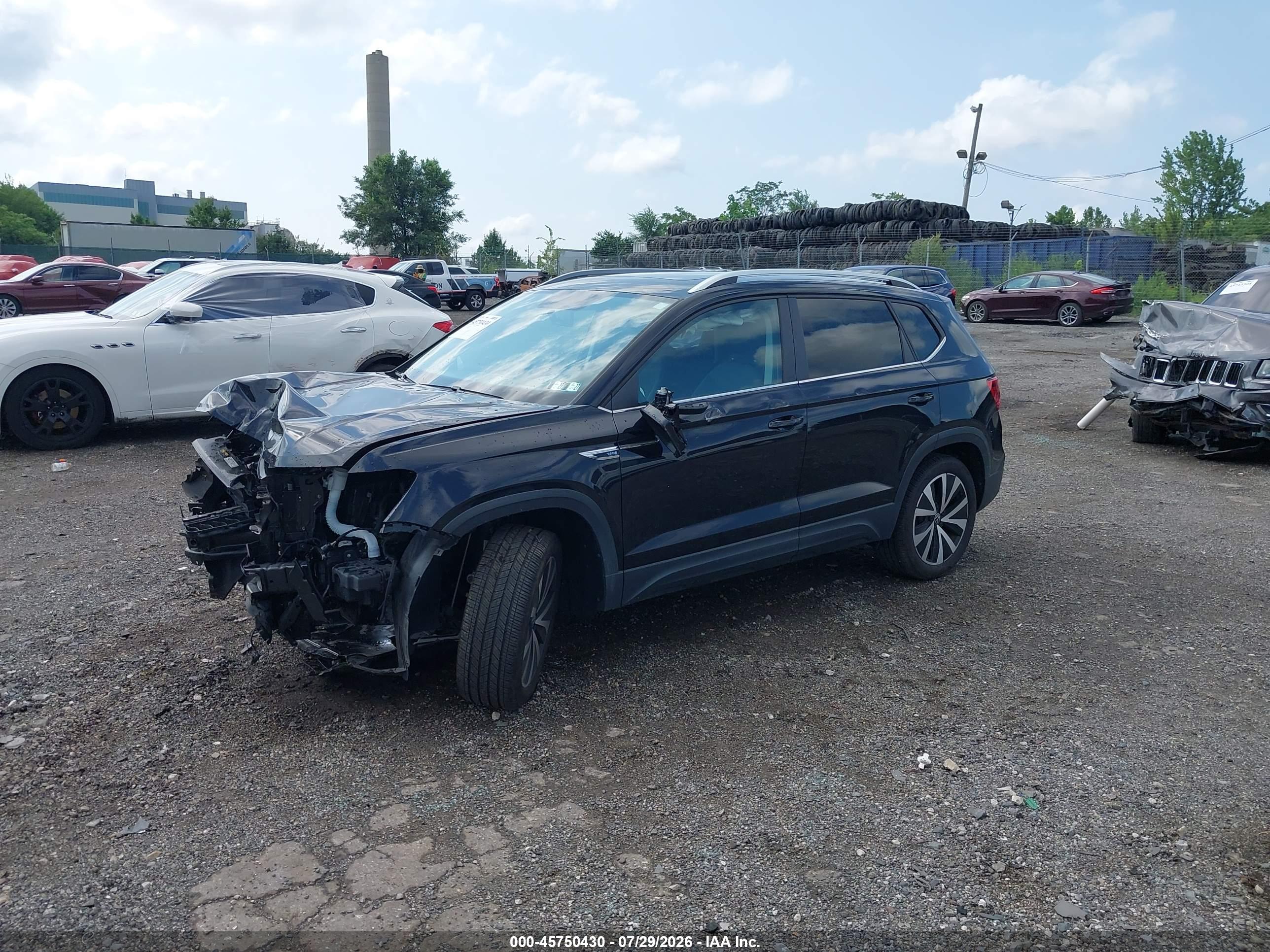 2022 VOLKSWAGEN TAOS 1.5T SE — I2