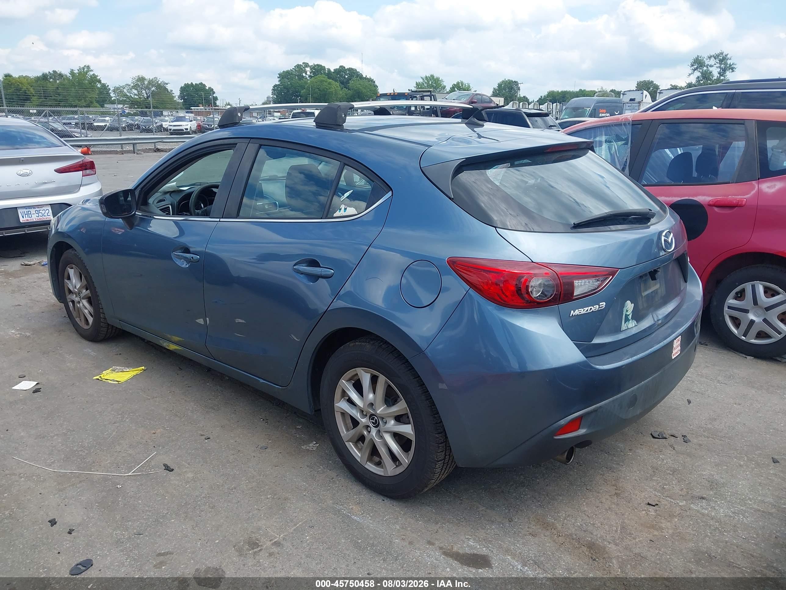 2016 MAZDA MAZDA3 Sport/GX