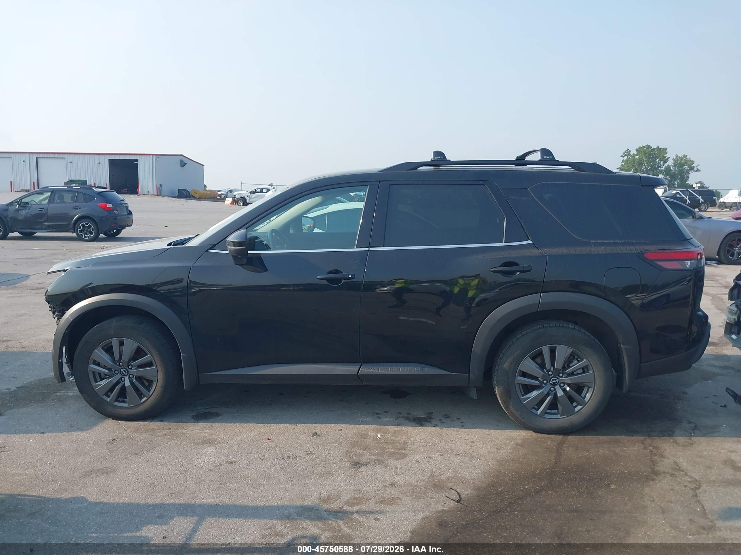 2024 NISSAN PATHFINDER SV 4WD