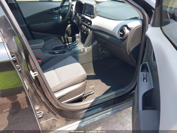 2019 HYUNDAI KONA SE
