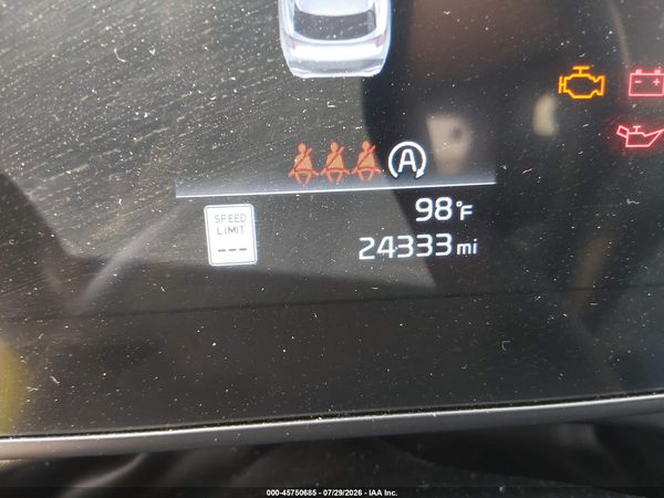 2023 KIA SPORTAGE X-LINE — I118