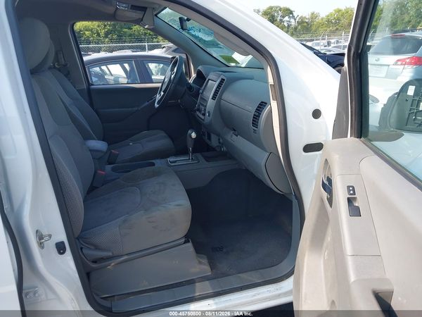 2019 NISSAN FRONTIER SV
